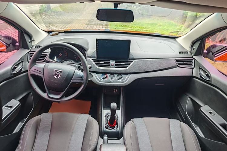 Used Baojun 310 2016 1.2L Manual Value Edition Interior 1