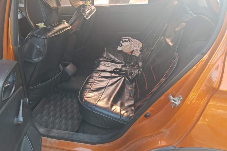 Used Baojun 310 2016 1.2L Manual Value Edition Left Rear Seat