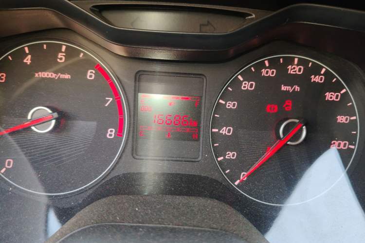 Used Baojun 310 2016 1.2L Manual Value Edition Odometer Close Up