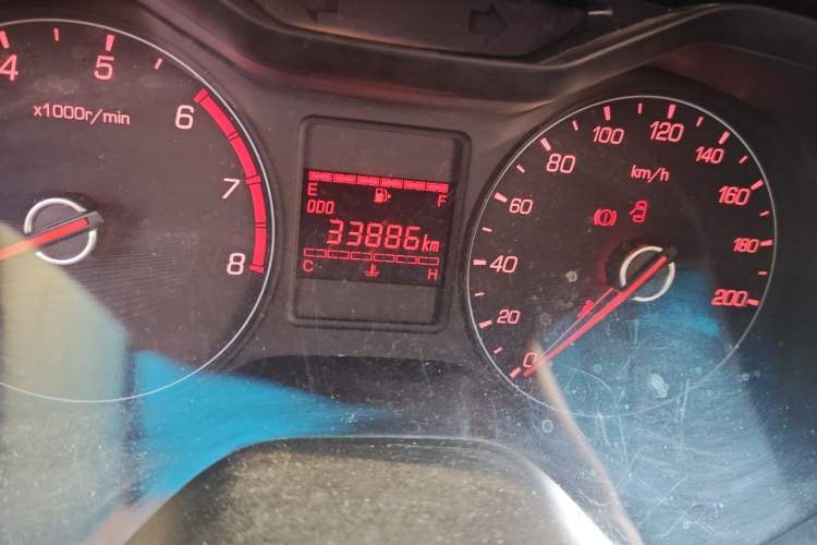 Used Baojun 310 2016 1.2L Manual Value Edition Odometer Close Up