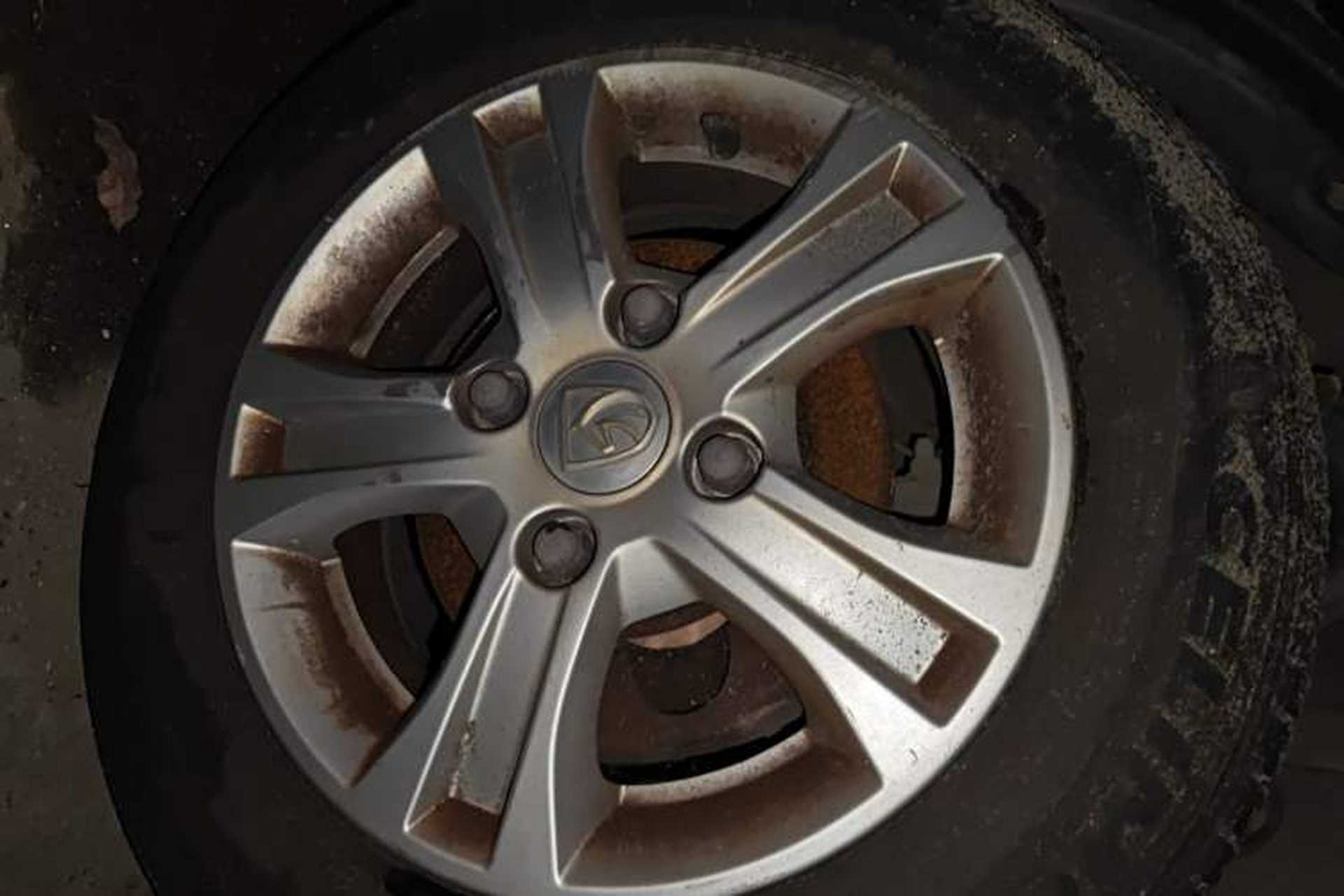 Used Baojun 310 2016 1.2L Manual Luxury Model Right Front Wheel Hub