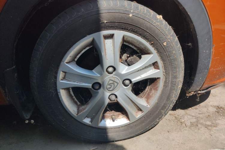 Used Baojun 310 2016 1.2L Manual Fashionable Edition Right Front Wheel Hub