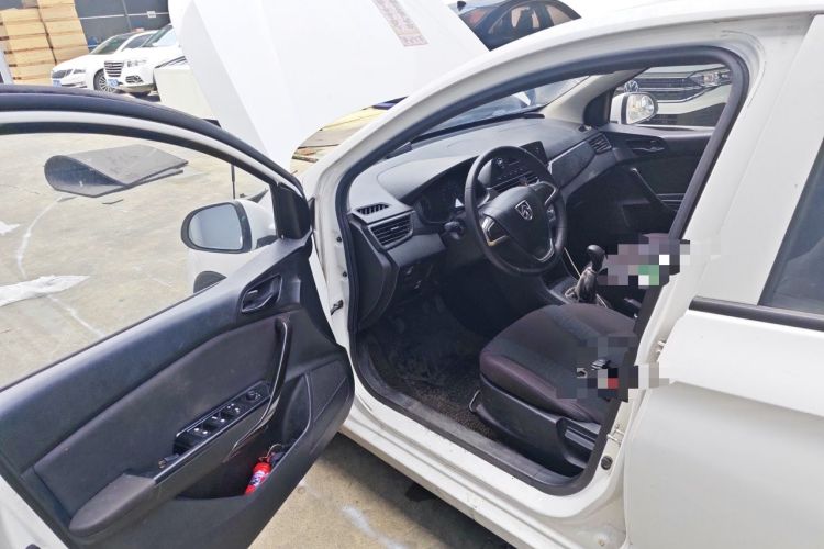 Used Baojun 310 2016 1.2L manual Comfort trim level Driver Seat