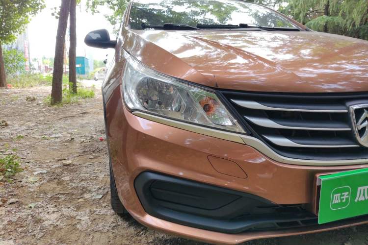 Used Baojun 310 2016 1.2L Manual Value Edition Right Front Headlight
