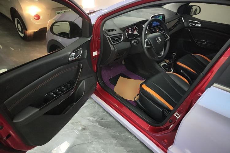 Used Baojun 310 2016 1.2L Manual Luxury Model Driver Seat