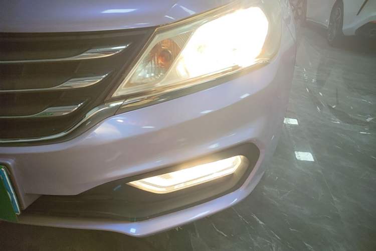 Used Baojun 310 2016 1.2L Manual Luxury Model Left Front Headlight