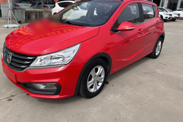 Baojun 310 2016 1.2L Manual Luxury Model usado Guazi used car, China used car export, Used car for sale, Used cars, Cheapest cars for sale