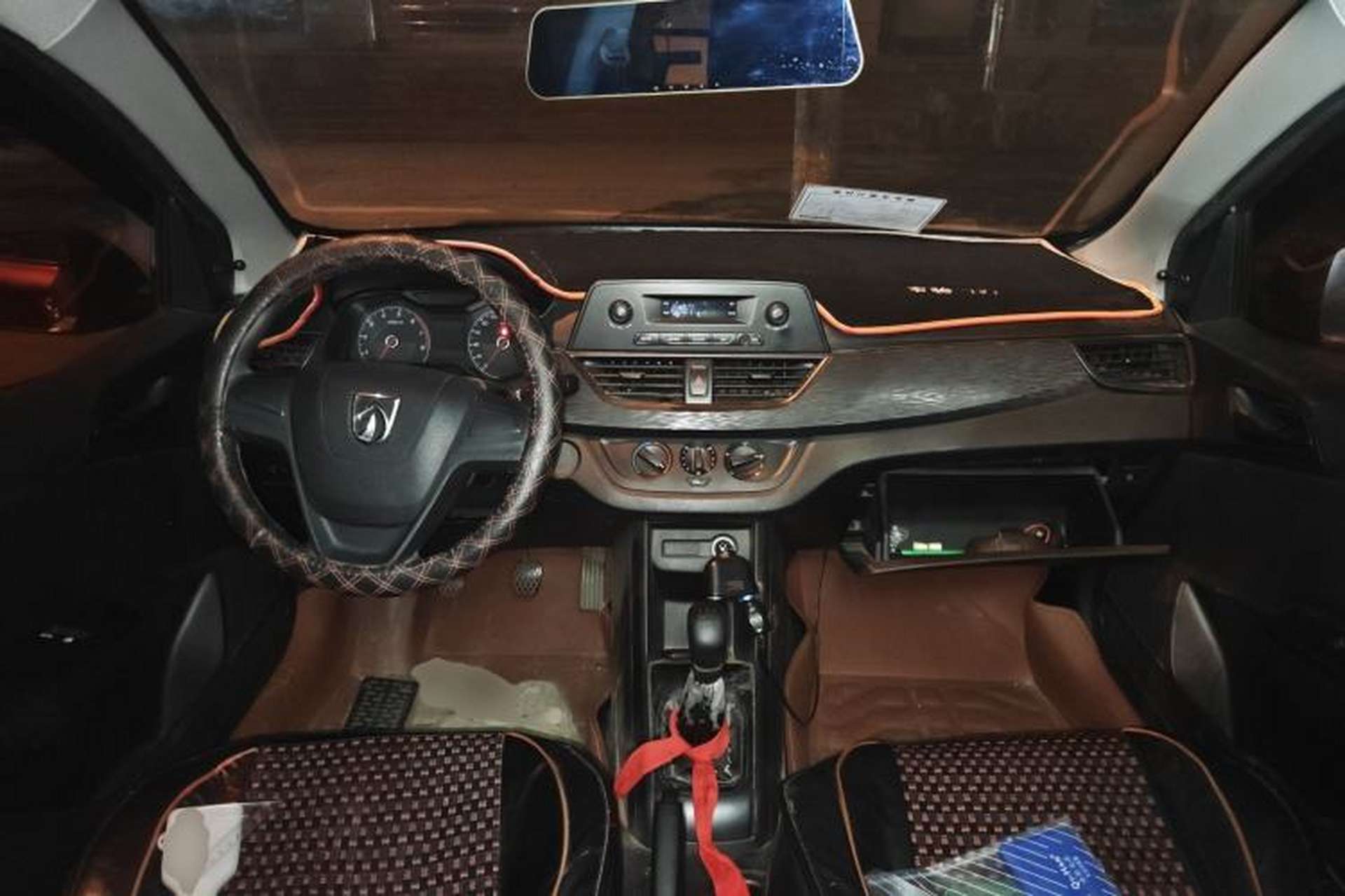 Used Baojun 310 2016 1.2L Manual Value Edition Center Console