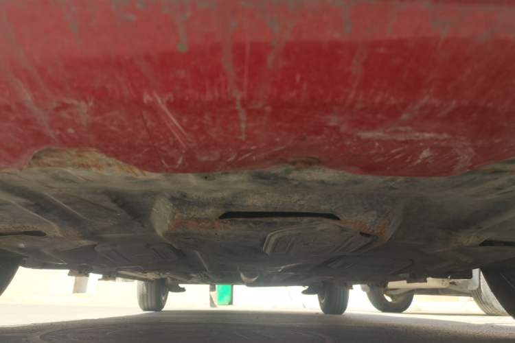 Used Baojun 310 2016 1.2L manual Comfort trim level Chassis Front
