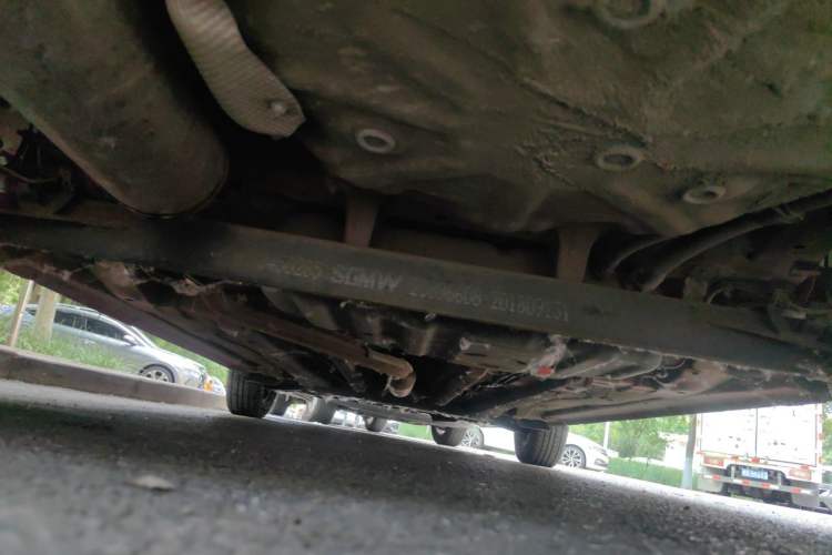 Used Baojun 310 2016 1.2L manual Comfort trim level Chassis Rear