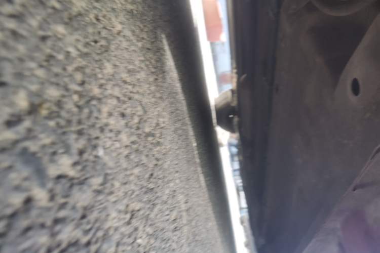 Used Baojun 310 2016 1.2L manual Comfort trim level Chassis Rear Right