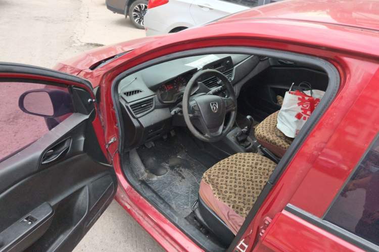 Used Baojun 310 2016 1.2L Manual Value Edition Driver Seat