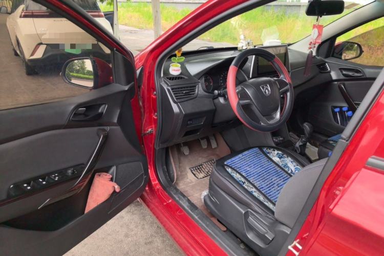 Used Baojun 310 2016 1.2L manual Comfort trim level Driver Seat