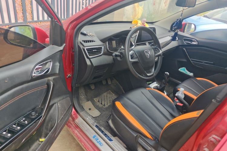 Used Baojun 310 2016 1.2L Manual Luxury Model Driver Seat
