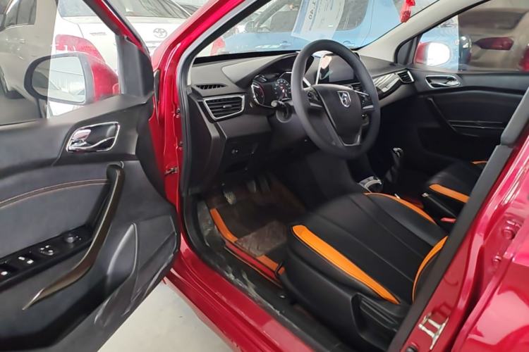 Used Baojun 310 2016 1.2L Manual Luxury Model Driver Seat