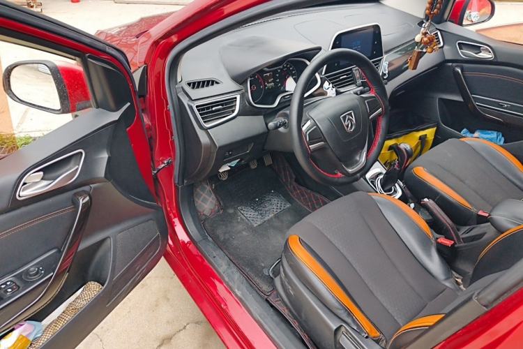 Used Baojun 310 2016 1.2L Manual Fashionable Edition Driver Seat
