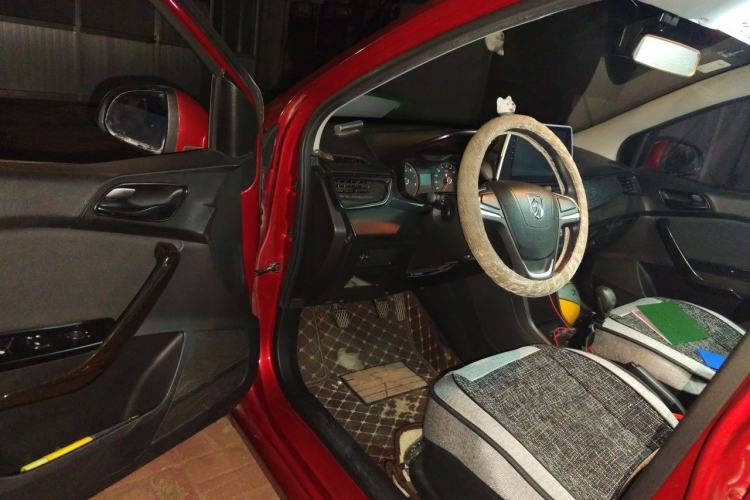 Used Baojun 310 2016 1.2L Manual Fashionable Edition Driver Seat