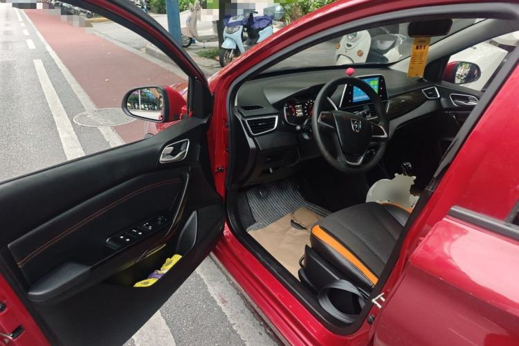 Used Baojun 310 2016 1.2L Manual Fashionable Edition Driver Seat