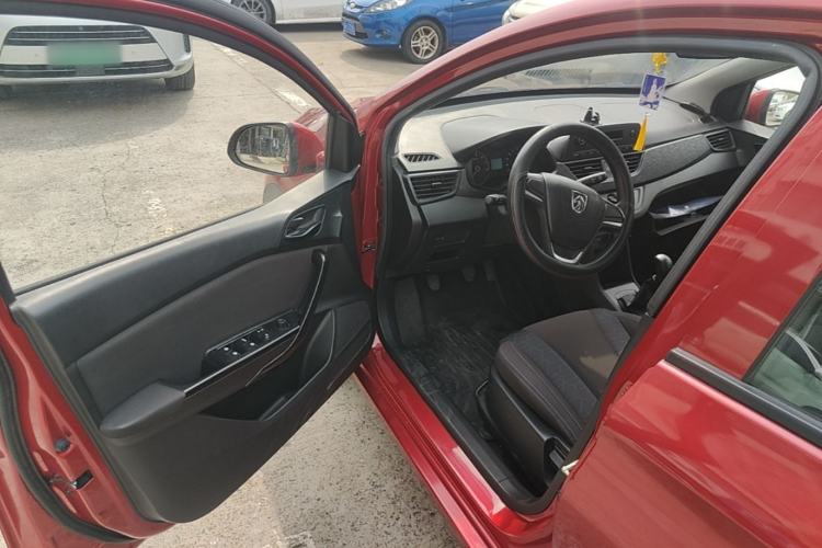Used Baojun 310 2016 1.2L manual Comfort trim level Driver Seat
