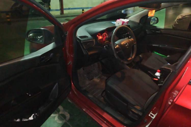 Used Baojun 310 2016 1.2L Manual Value Edition Driver Seat