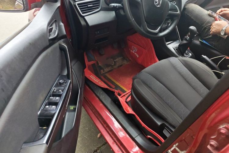 Used Baojun 310 2016 1.2L manual Comfort trim level Driver Seat