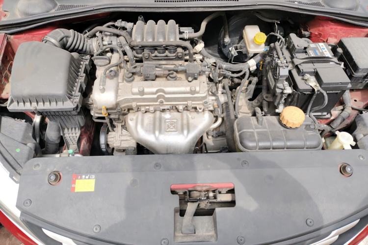 Used Baojun 310 2016 1.2L manual Comfort trim level Engine Bay