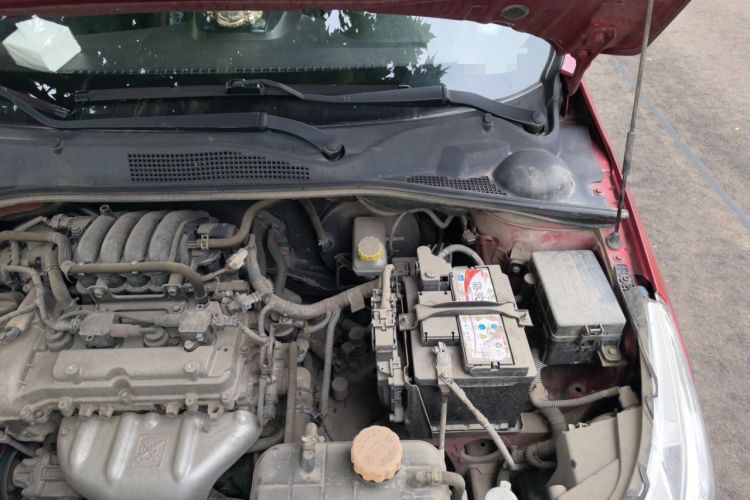 Used Baojun 310 2016 1.2L manual Comfort trim level Engine Bay Left