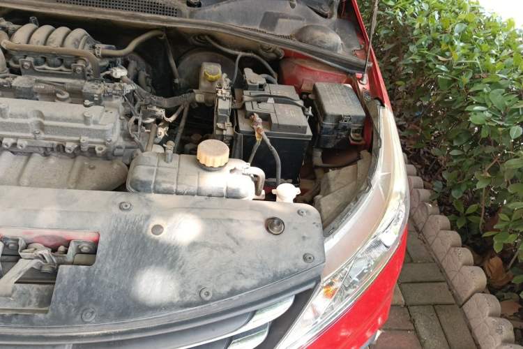 Used Baojun 310 2016 1.2L Manual Luxury Model Engine Bay Left