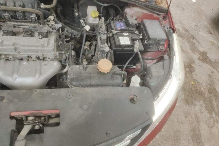 Used Baojun 310 2016 1.2L Manual Fashionable Edition Engine Bay Left
