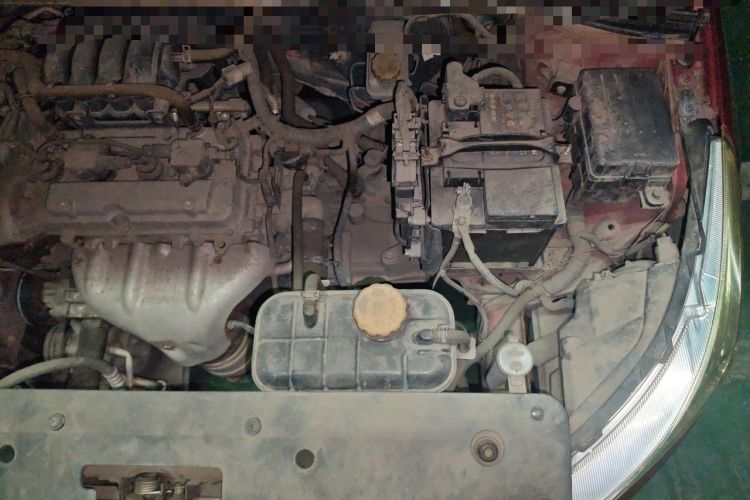 Used Baojun 310 2016 1.2L Manual Value Edition Engine Bay Left
