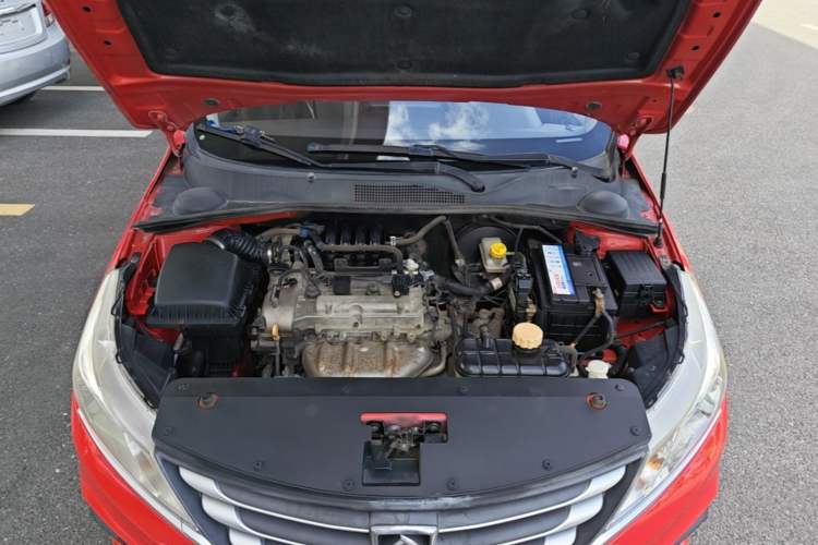 Used Baojun 310 2016 1.2L Manual Value Edition Engine Bay