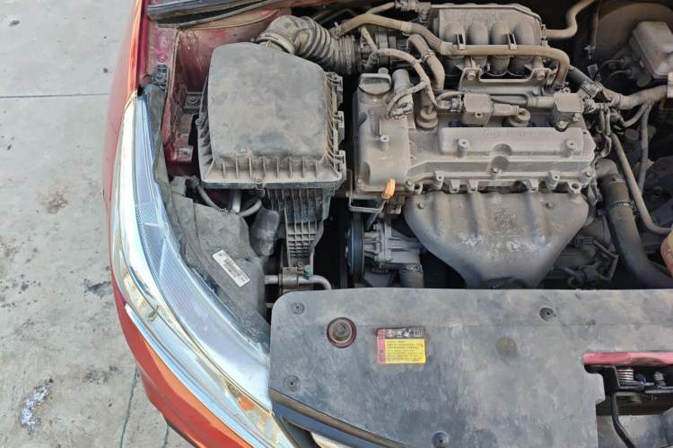 Used Baojun 310 2016 1.2L Manual Luxury Model Engine Bay Right