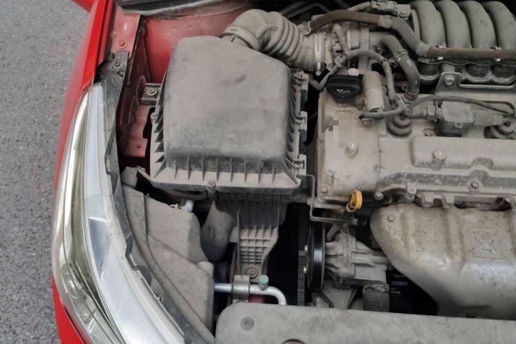 Used Baojun 310 2016 1.2L Manual Luxury Model Engine Bay Right