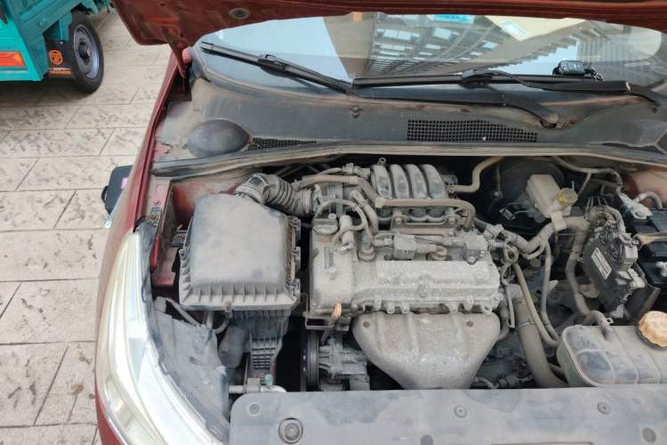 Used Baojun 310 2016 1.2L Manual Luxury Model Engine Bay Right