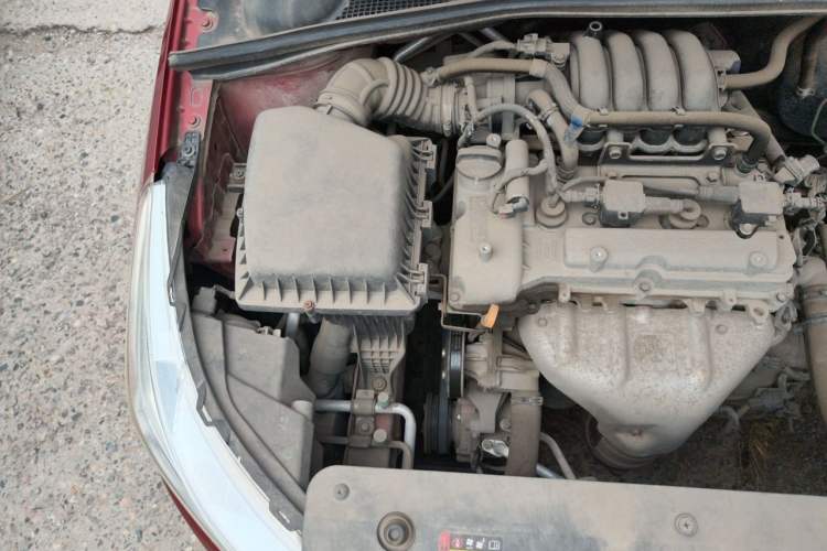 Used Baojun 310 2016 1.2L Manual Value Edition Engine Bay Right