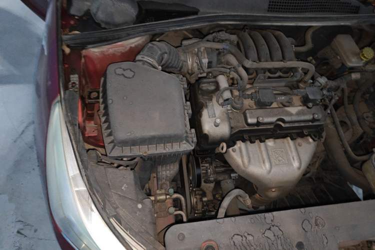 Used Baojun 310 2016 1.2L Manual Fashionable Edition Engine Bay Right