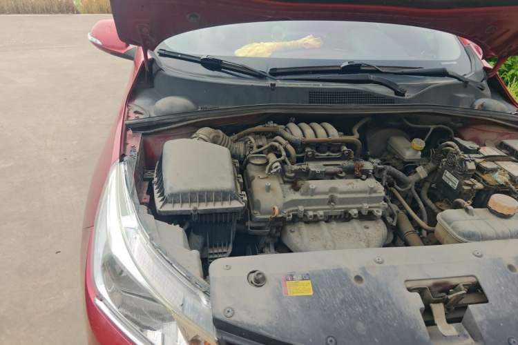 Used Baojun 310 2016 1.2L Manual Luxury Model Engine Bay Right