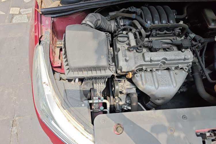 Used Baojun 310 2016 1.2L Manual Luxury Model Engine Bay Right
