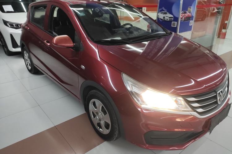 Used Baojun 310 2016 1.2L manual Comfort trim level Exterior 1