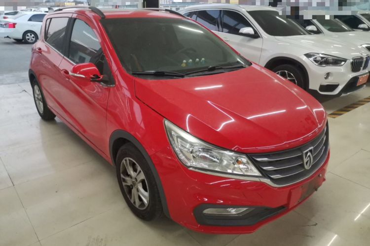 Used Baojun 310 2016 1.2L Manual Luxury Model Exterior 1