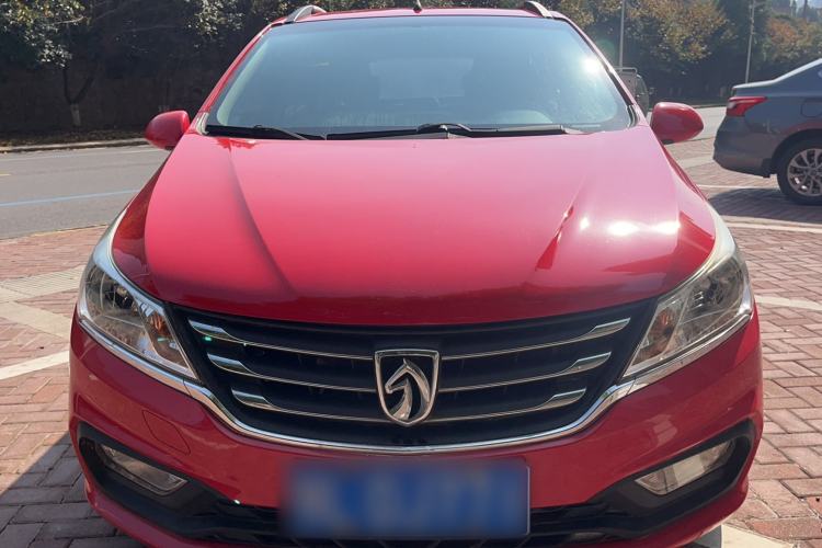 Used Baojun 310 2016 1.2L Manual Fashionable Edition Exterior 1