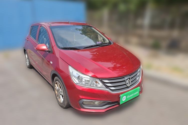 Used Baojun 310 2016 1.2L manual Comfort trim level Exterior 2