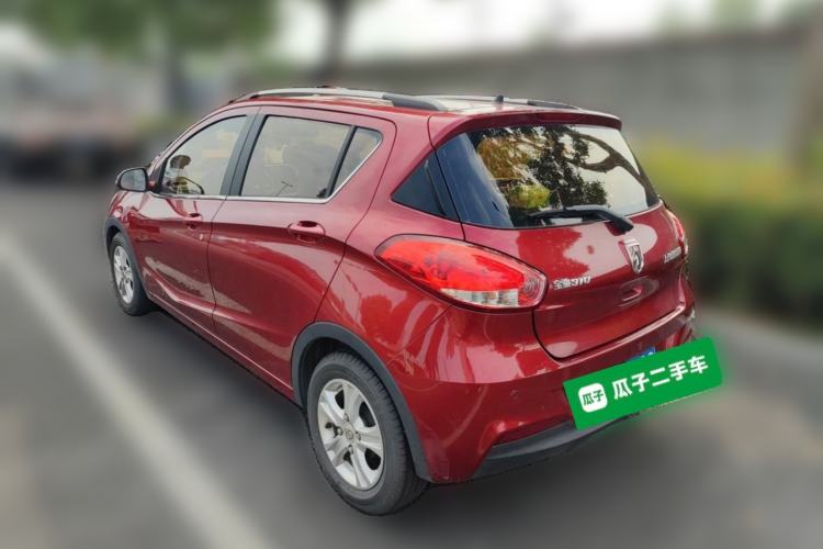 Used Baojun 310 2016 1.2L Manual Luxury Model Exterior 3