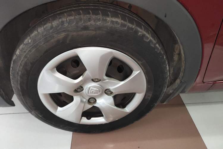 Used Baojun 310 2016 1.2L manual Comfort trim level Exterior 4