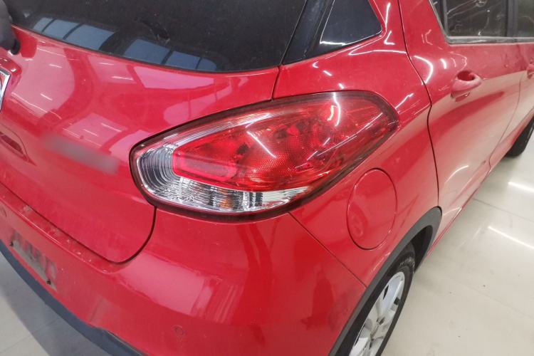 Used Baojun 310 2016 1.2L Manual Luxury Model Exterior 4