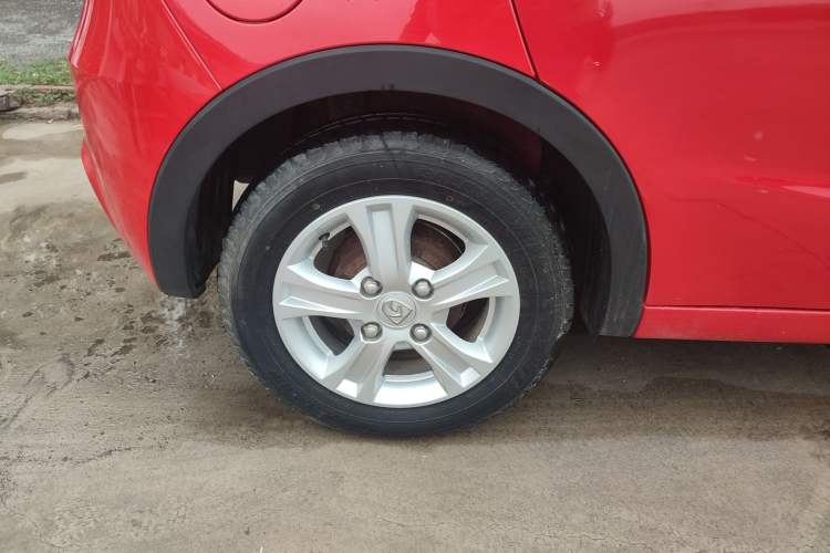Used Baojun 310 2016 1.2L Manual Luxury Model Exterior 4