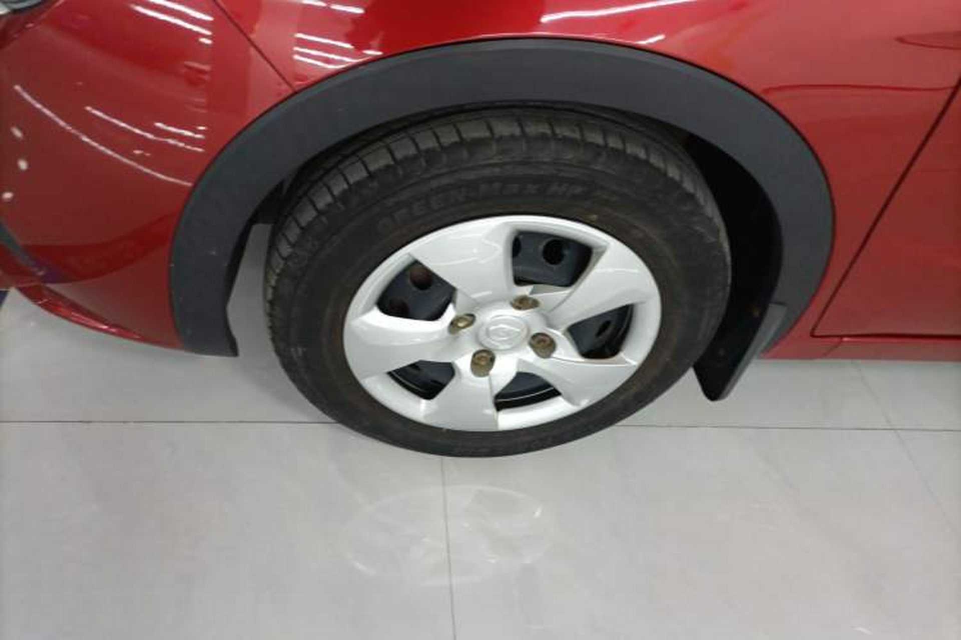 Used Baojun 310 2016 1.2L manual Comfort trim level Exterior 4