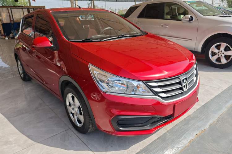 Used Baojun 310 2016 1.2L manual Comfort trim level Exterior 5