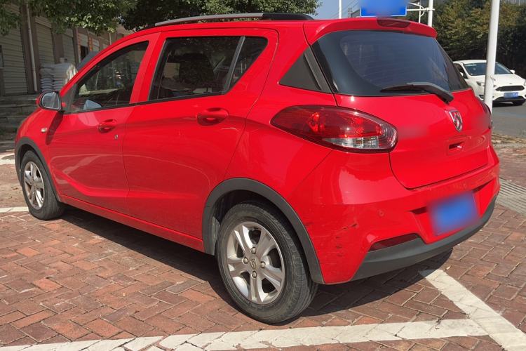 Used Baojun 310 2016 1.2L Manual Fashionable Edition Exterior 5