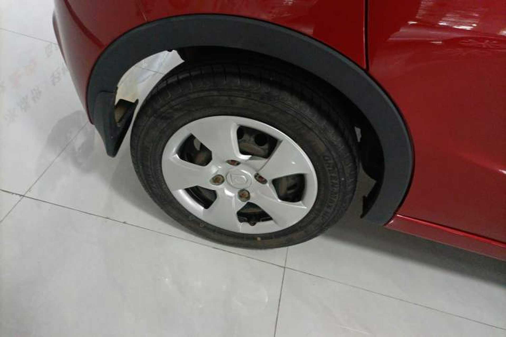 Used Baojun 310 2016 1.2L manual Comfort trim level Exterior 5